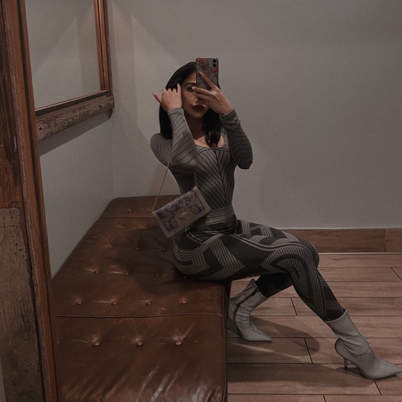 Meet your Posher, Kaori - Picture 5 of 8